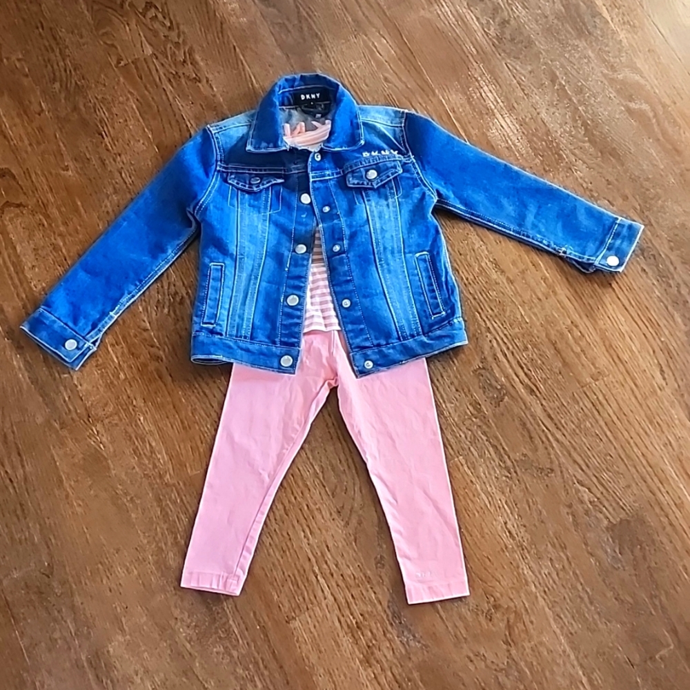 DKNY jacket, T and pants sz 4